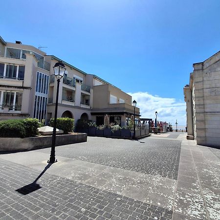 Appartement Avec Piscine, Tennis & Balcon, Centre-Ville Chatelaillon-Plage, 6 Pers, 2 Ch - Fr-1-706-17 エクステリア 写真
