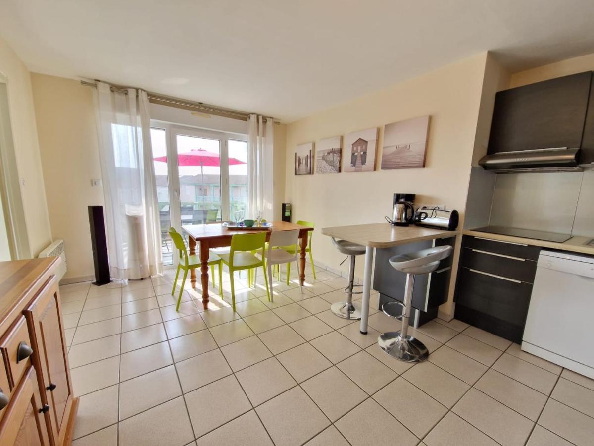 Appartement Avec Piscine, Tennis & Balcon, Centre-Ville Chatelaillon-Plage, 6 Pers, 2 Ch - Fr-1-706-17 エクステリア 写真