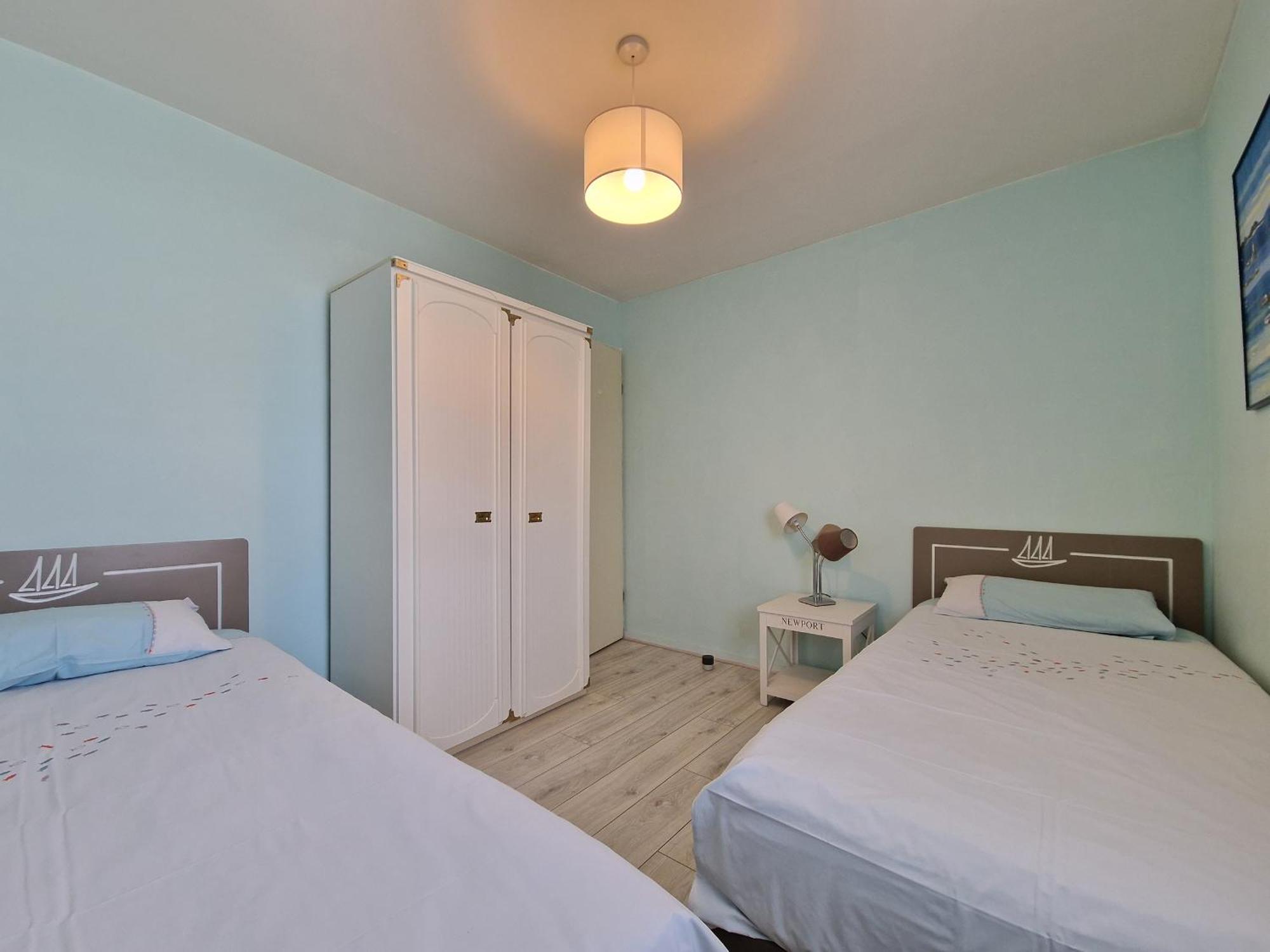 Appartement Avec Piscine, Tennis & Balcon, Centre-Ville Chatelaillon-Plage, 6 Pers, 2 Ch - Fr-1-706-17 エクステリア 写真