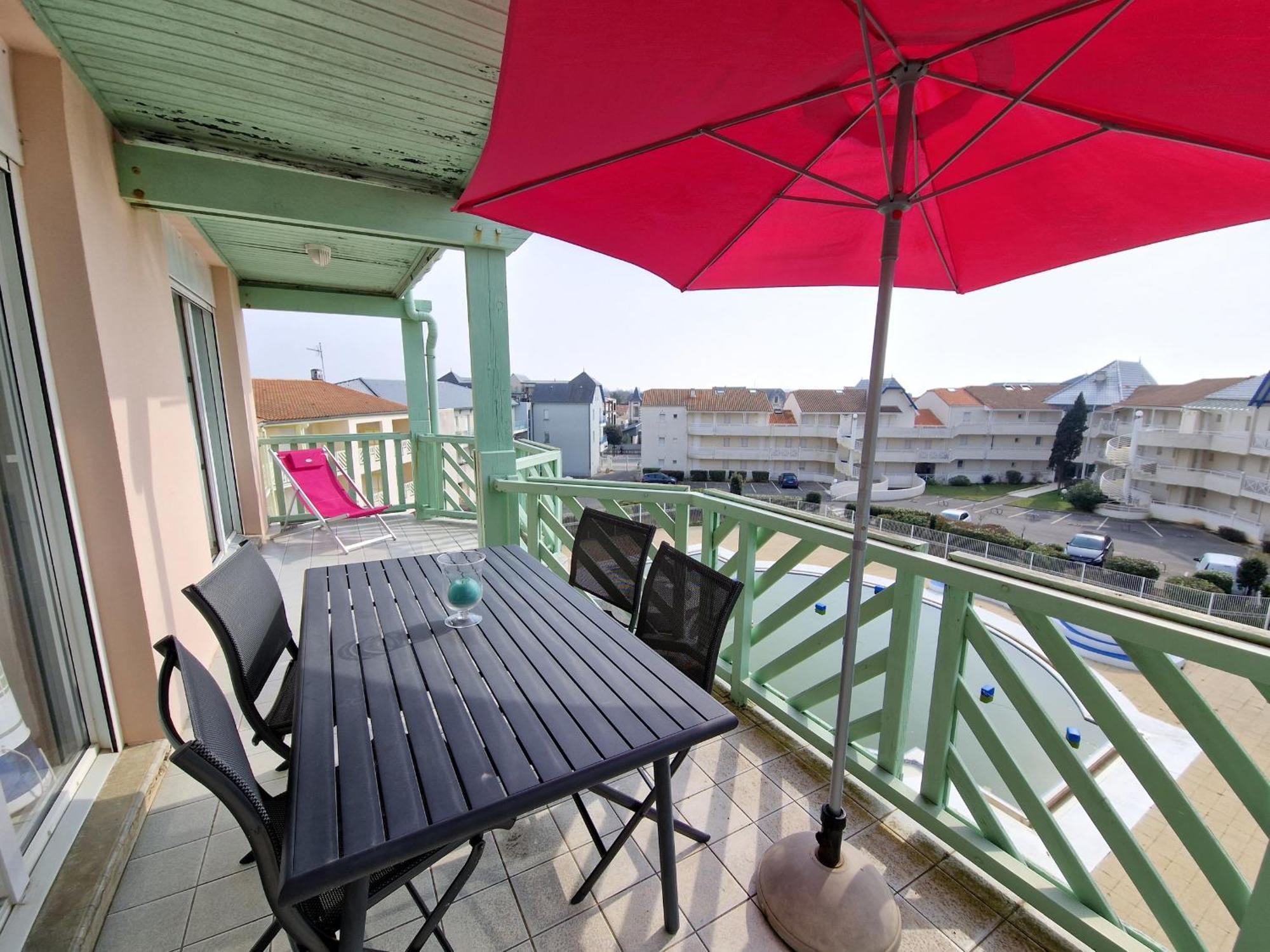 Appartement Avec Piscine, Tennis & Balcon, Centre-Ville Chatelaillon-Plage, 6 Pers, 2 Ch - Fr-1-706-17 エクステリア 写真